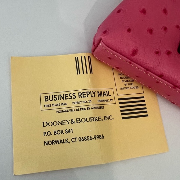 Cute!! 👛 Dooney & Bourke Kisslock Wallet! - Picture 7 of 16